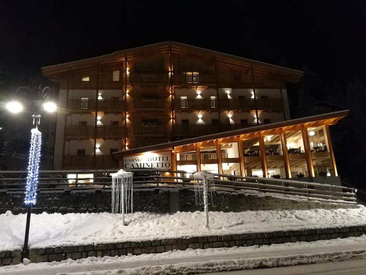 Hotel Garni Caminetto Madonna di Campiglio Bagian luar foto